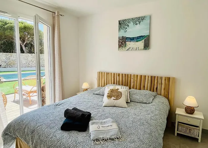 Pet friendly Location Agreable Villa 3 Chambres Piscine Chauffee Bonifacio Bonifacio 
