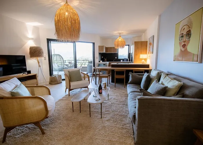 Appartement De Luxe Pour Des Vacances Paisibles. Porto-Vecchio 