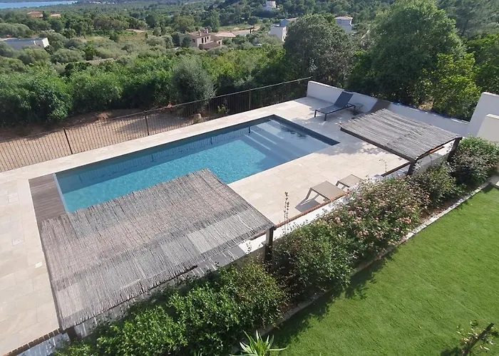 Pet friendly Tres Belle Residence Vue Mer Et Piscine Chauffee - Baccalocation Porto-Vecchio 
