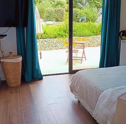 Agreable Chambre Dans Le Maquis Bonifacio 