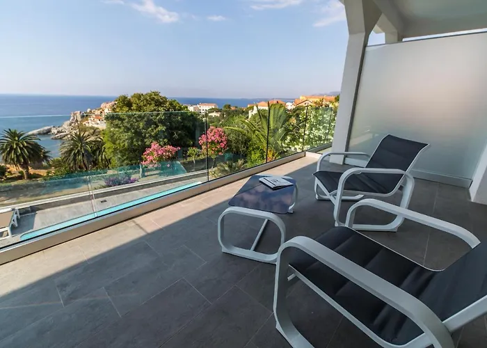 Hotel Villa R Calvi 