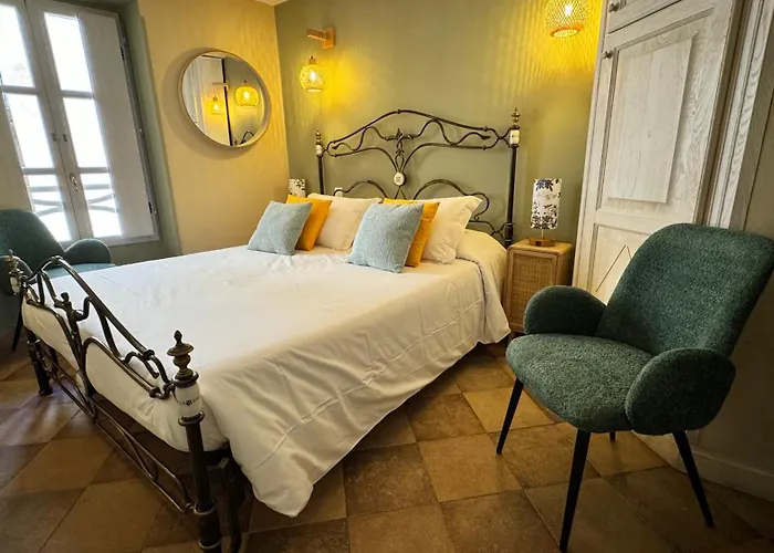 Peri Hotels