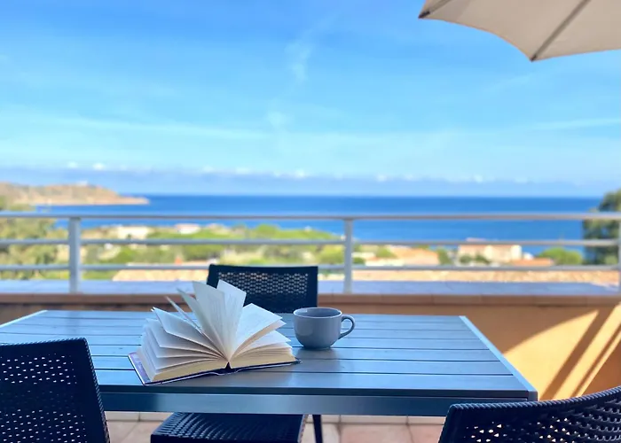 Calvi (Corsica) Aparthotels