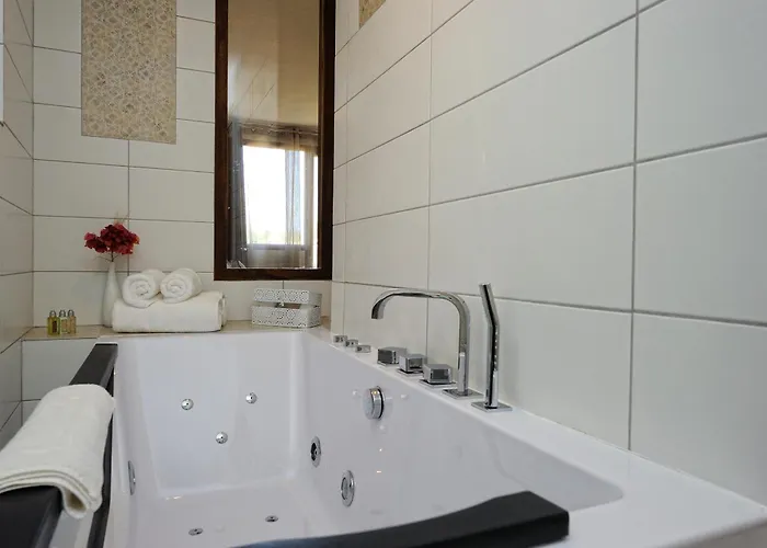 Bonifacio (Corsica) Resorts