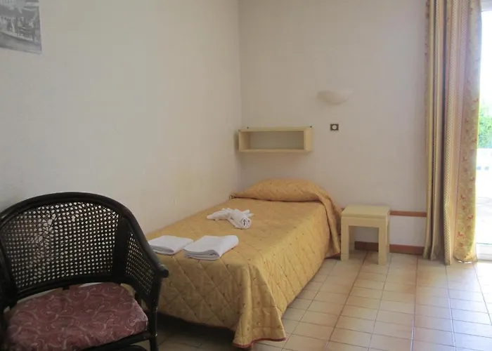 Ajaccio (Corsica) Hotels near Saint Catherine Airport (CLY)