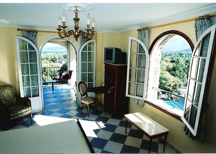 The Manor Bed & Breakfast Calvi 