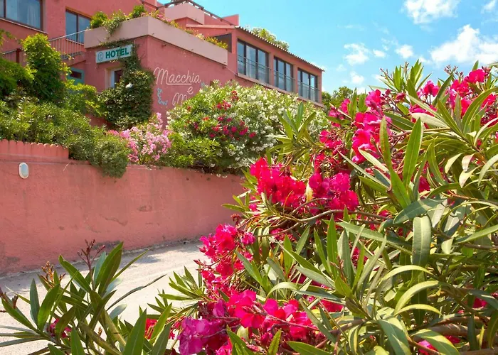 Pietracorbara Hotels